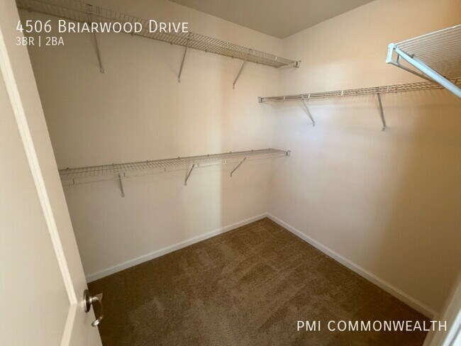 Building Photo - 4506 Briarwood Dr