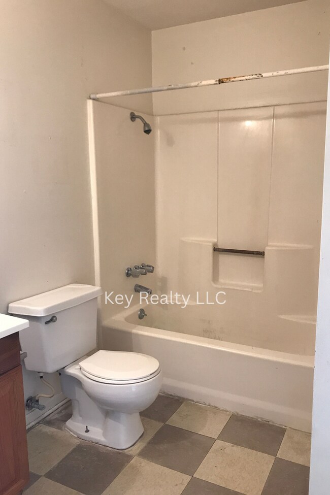 Building Photo - 5506 Mansour Ave