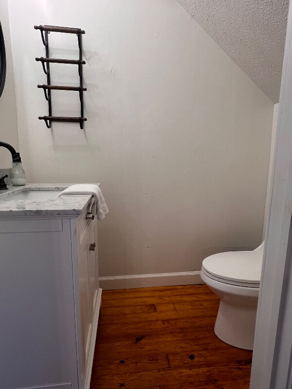 Building Photo - 417 1st St S