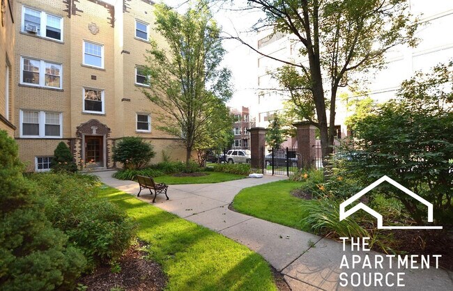 Building Photo - 4414 N Rockwell St