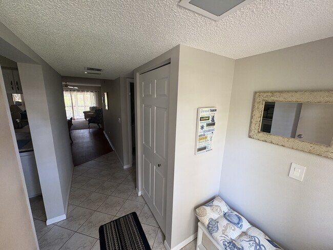 Building Photo - 772 Bird Bay Way