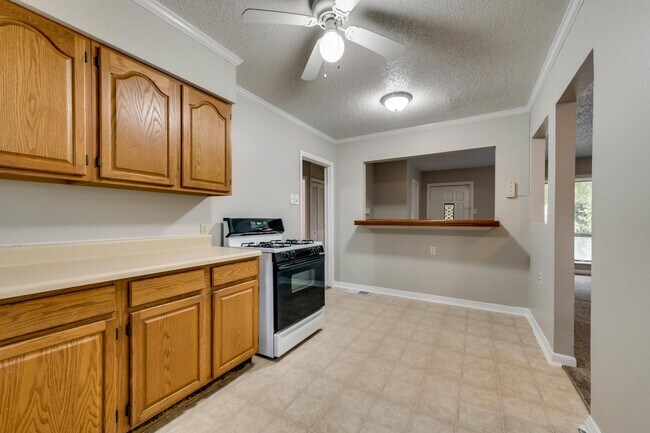 Building Photo - 1440 Moran Dr
