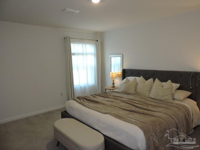 Building Photo - 4664 Carlstrom Ln