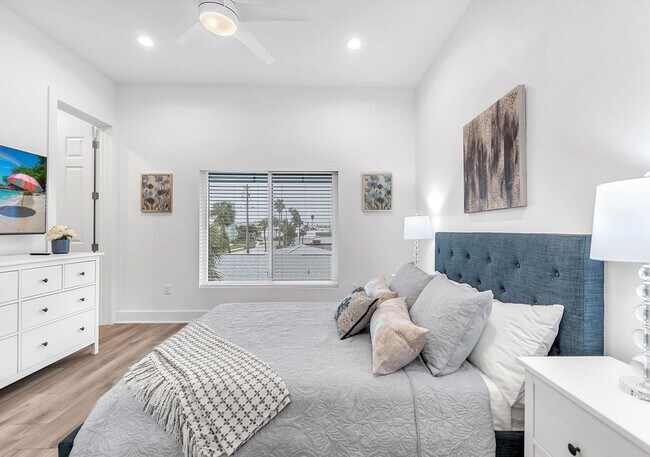 Building Photo - 15405 Gulf Blvd