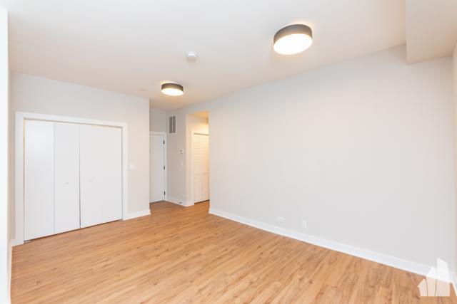 Building Photo - 1 bedroom in Chicago IL 60614