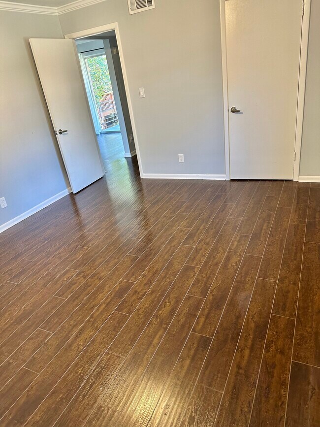 Bedroom - 4266 Roswell Rd NE