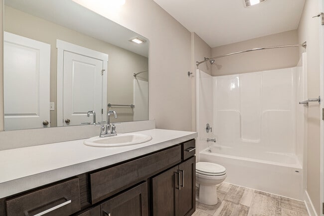 Building Photo - 705 7 Mile Rd NW