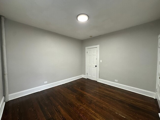 Building Photo - 94 Lonsdale St