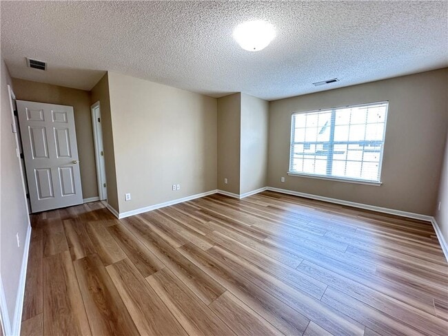 Building Photo - 9761 Palmeston Pl