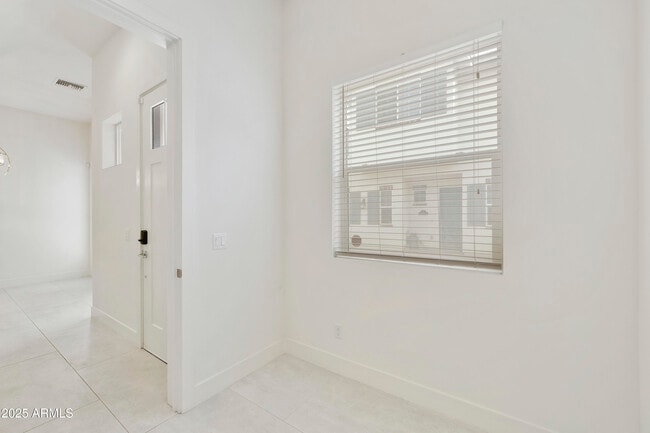 Building Photo - 4017 N 40th St