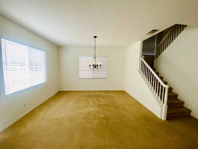 Building Photo - 2306 Cornflower Way