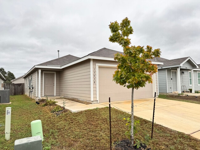 Building Photo - 13838 Ostrich Run