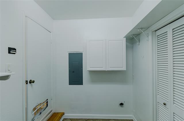 Building Photo - 816 S Burdette Ave