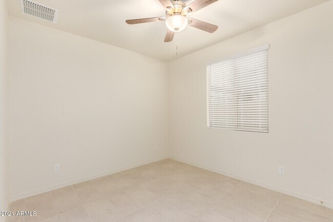 Building Photo - 8755 W Solano Dr