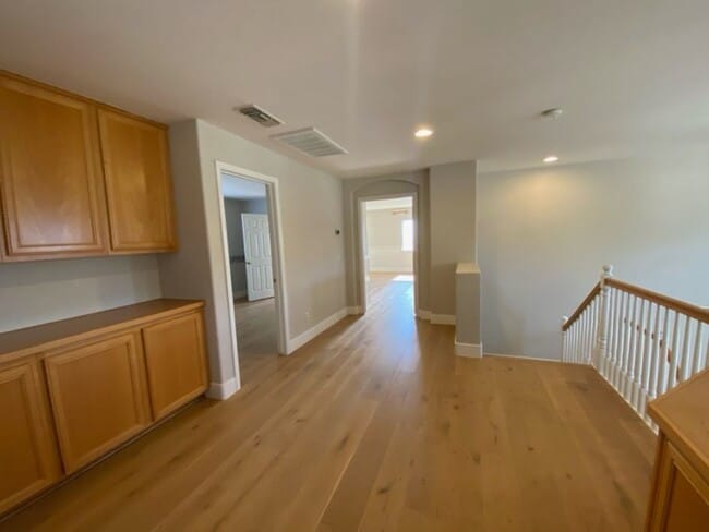 Building Photo - Great 5 Bd/3Bth in the San Marcos Santa Fe...