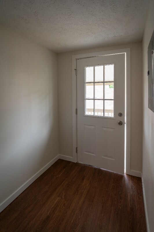 Building Photo - 1277 W 67th St