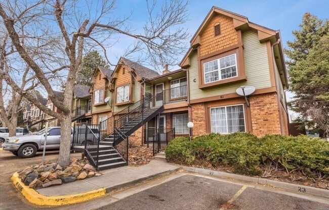 Building Photo - 61 S Sable Blvd