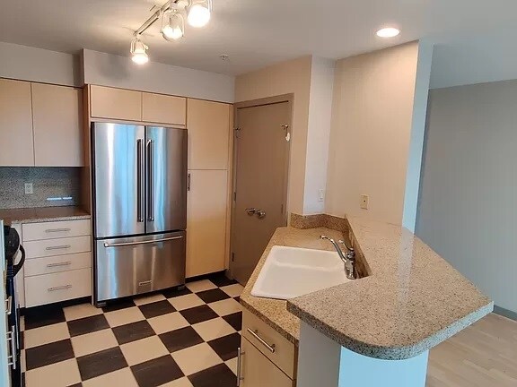 Kitchen 3 - 1100 106th Ave NE