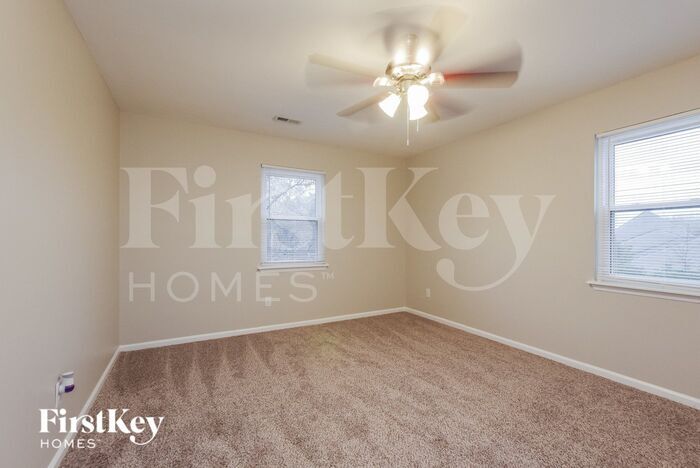 Building Photo - 11242 Kingfisher Dr