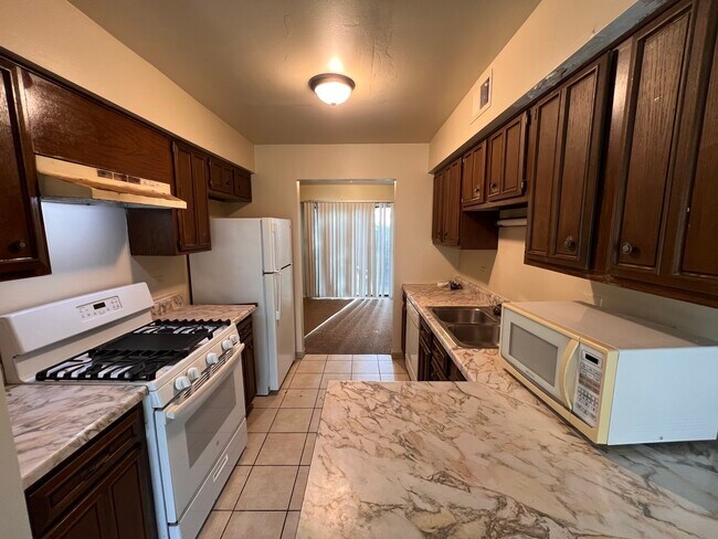 Building Photo - 951 Wilshire Ct