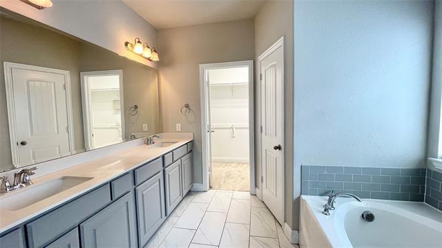 Building Photo - 8700 Tutbury Pl