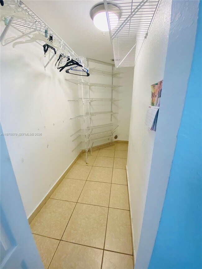 Building Photo - 17415 NW 75th Pl