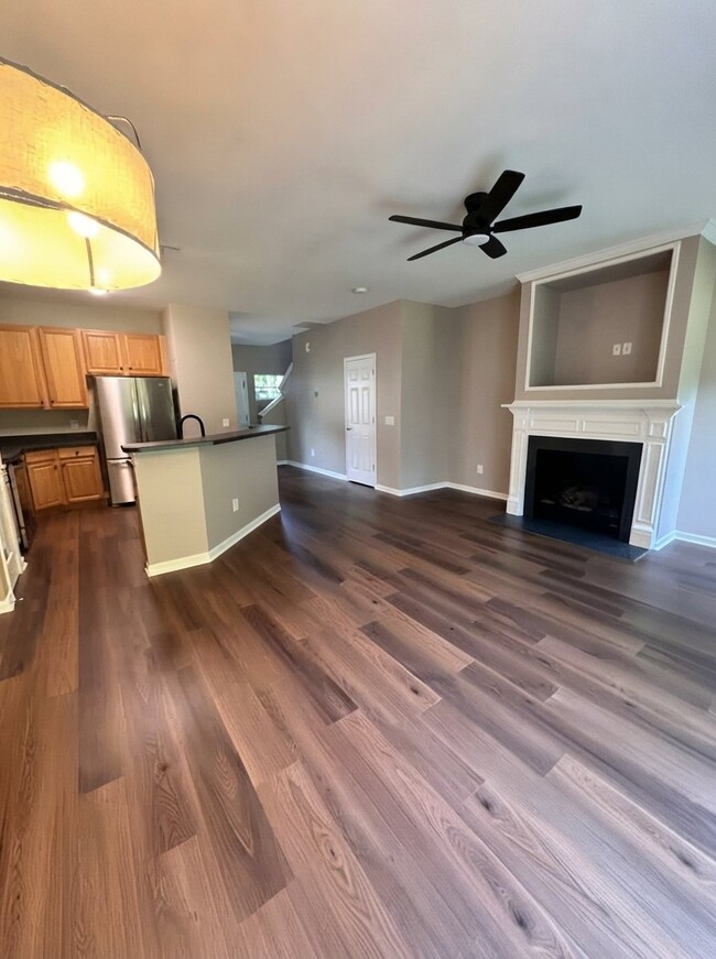 Building Photo - 1245 Liberty Bell Ct