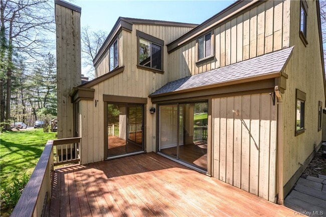 Building Photo - 436 Heritage Hls