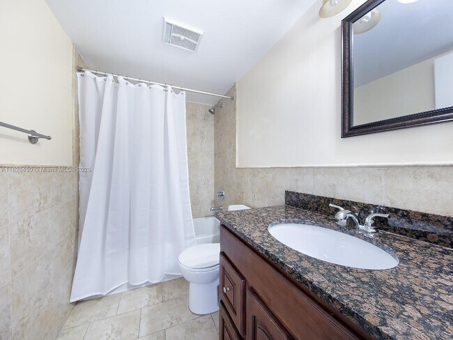 Building Photo - 670 NW 85th Pl