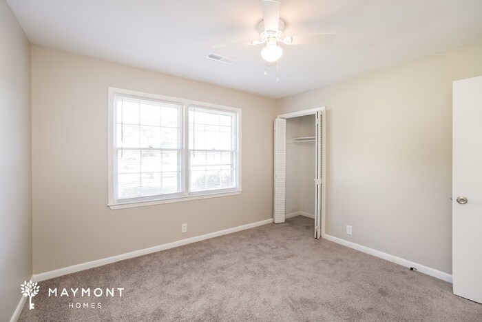 Building Photo - 108 Henrietta Dr