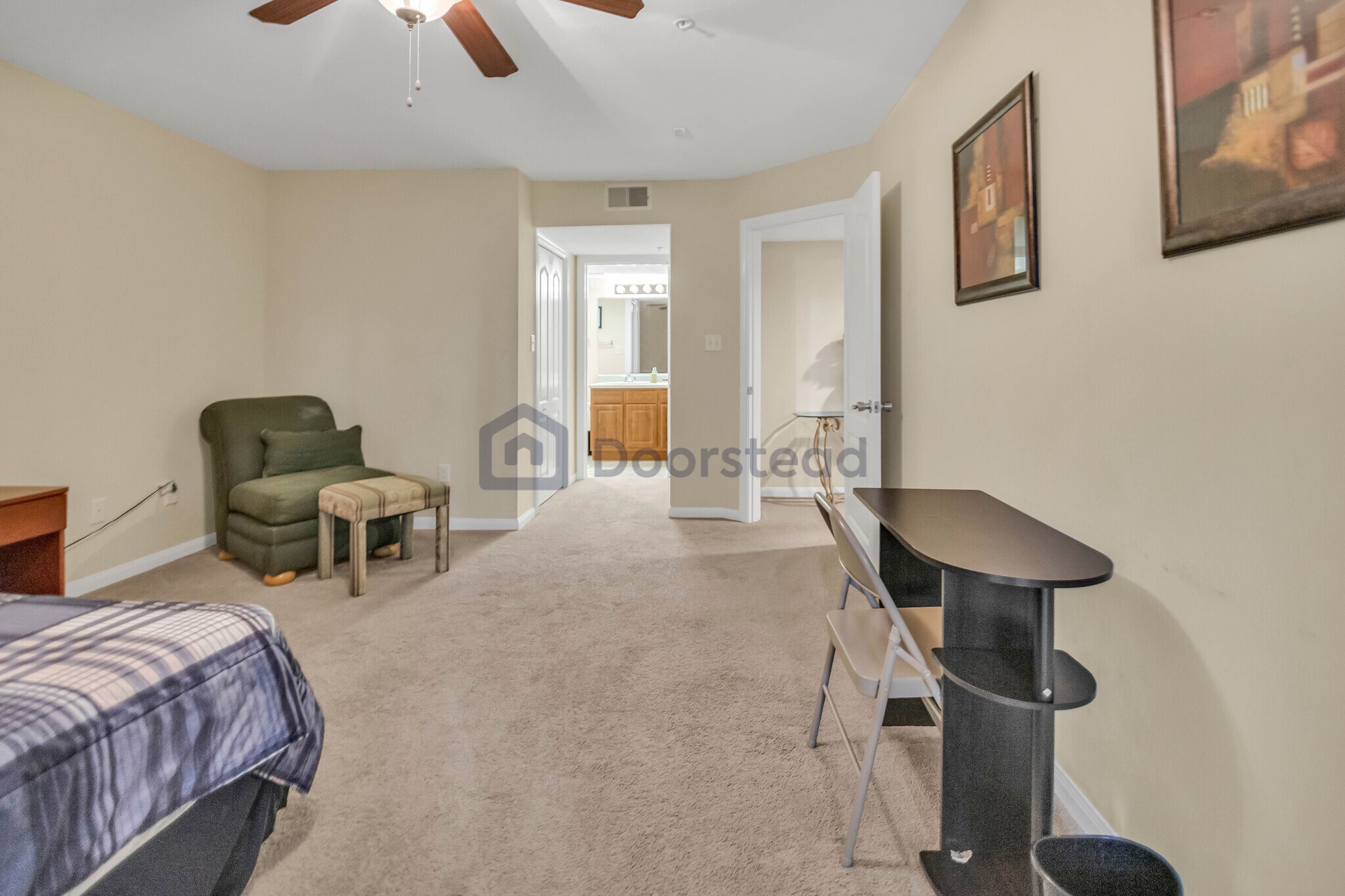 Building Photo - 8415 Hearth Dr