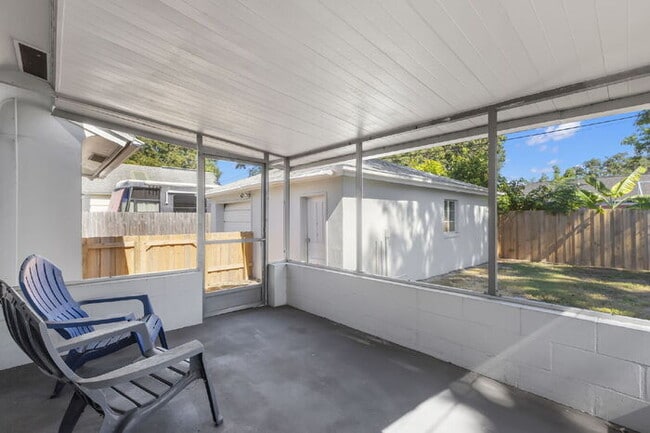 Building Photo - 3505 Prescott St N