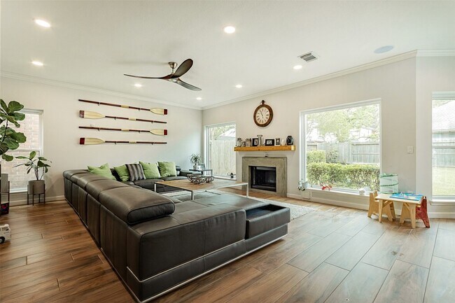 Building Photo - 13122 Dogwood Glen Ct