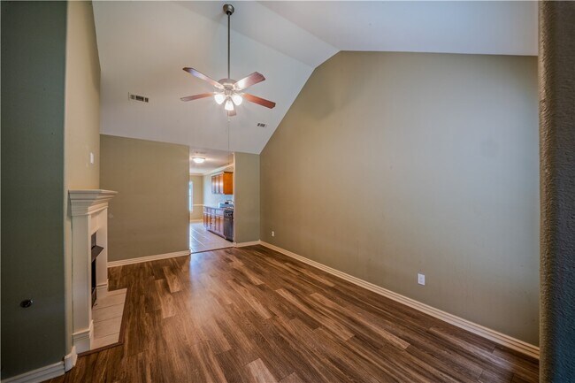 Building Photo - 288 Copper Oaks Dr