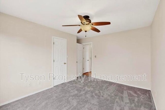 Building Photo - 10139 Arroyo Crest Dr NW