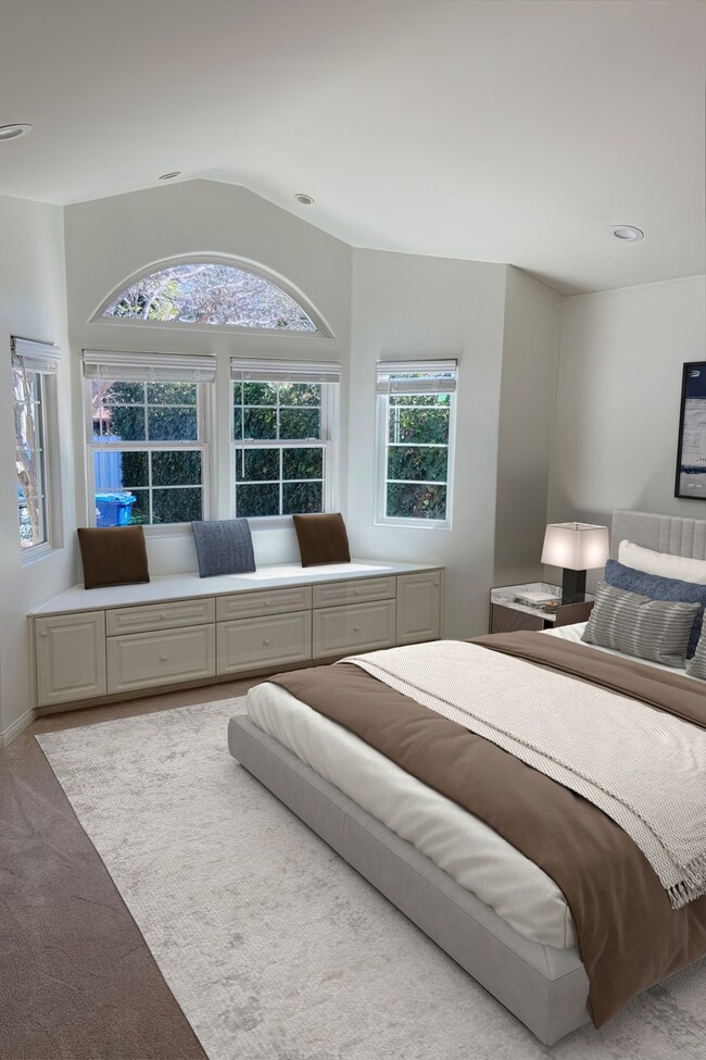 master bedroom - 4322 Elmer Ave