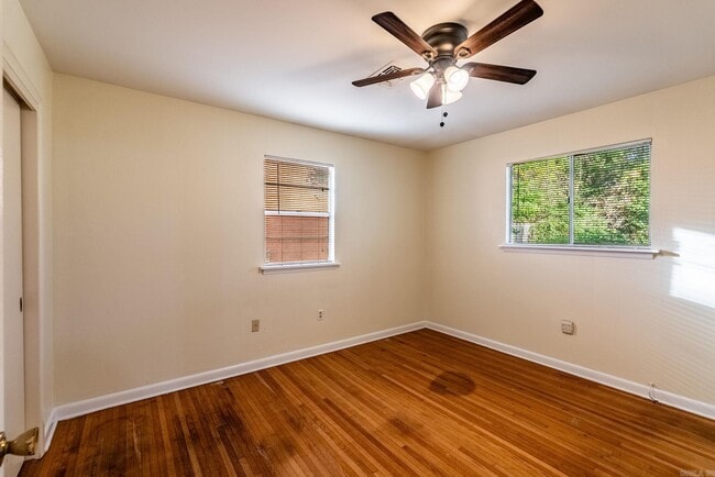 Building Photo - 7400 L St