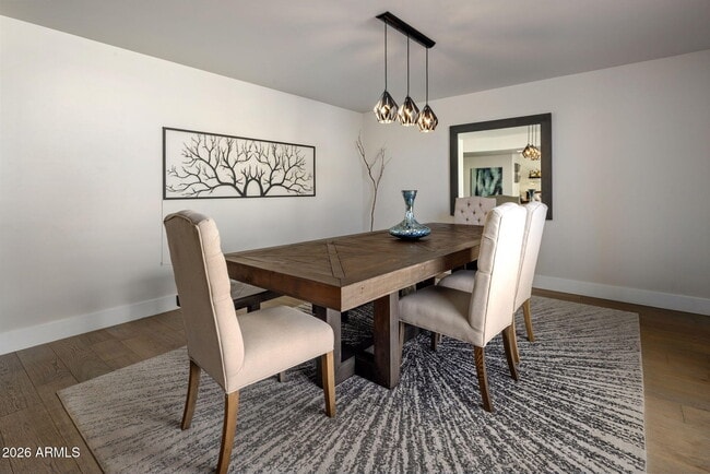 Building Photo - 8633 E Monterosa Ave