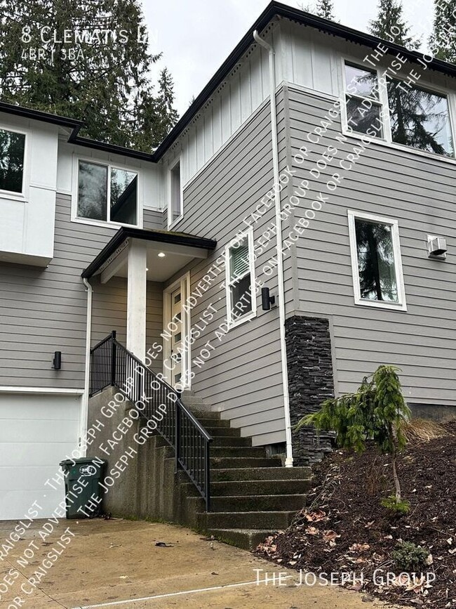 Building Photo - 8 Clematis Ln