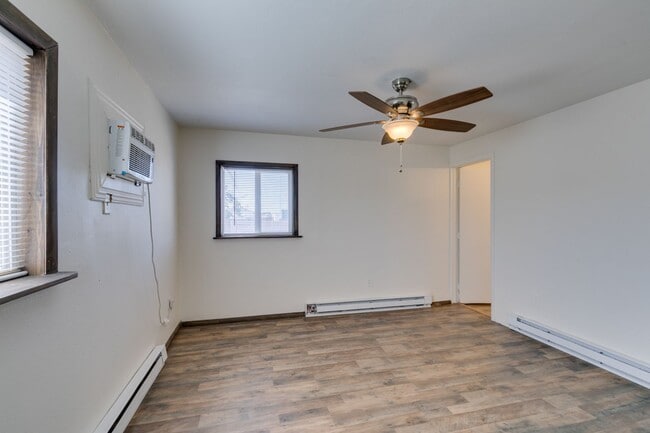 Building Photo - Cozy 1-Bedroom Retreat with Spacious Yard & Open Living Layout * COMING SOON *