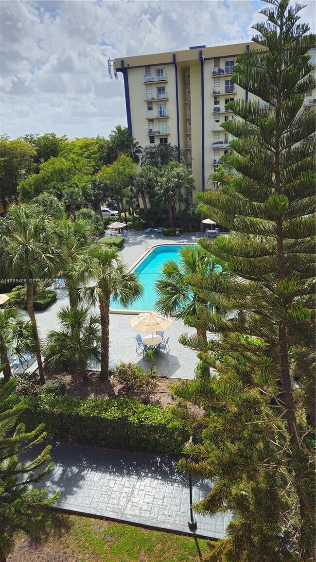 Building Photo - 4550 NW 9th St