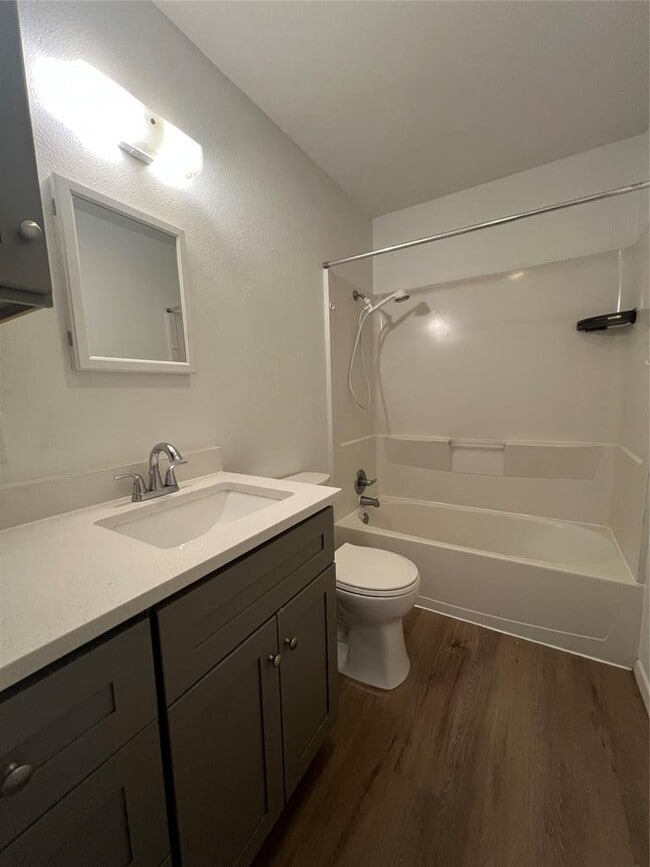 Building Photo - 6003 Cameron Rd