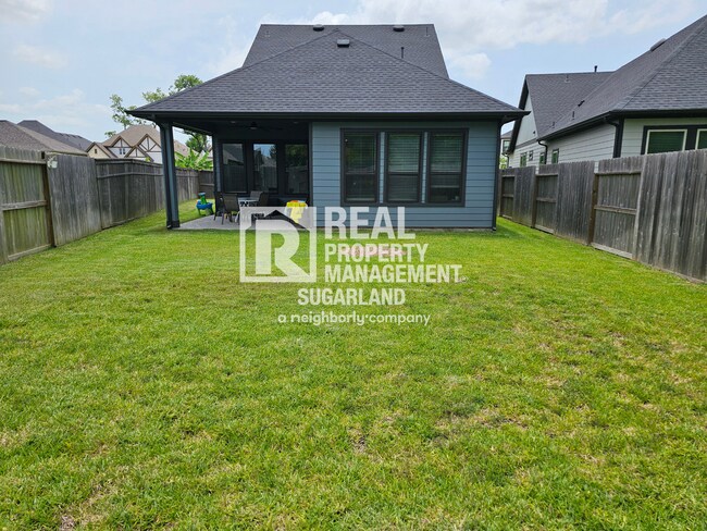 Building Photo - Move-In Ready Home in Sienna with Resort Amenities