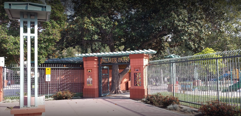 Palmer Park - 728 E Palmer Ave