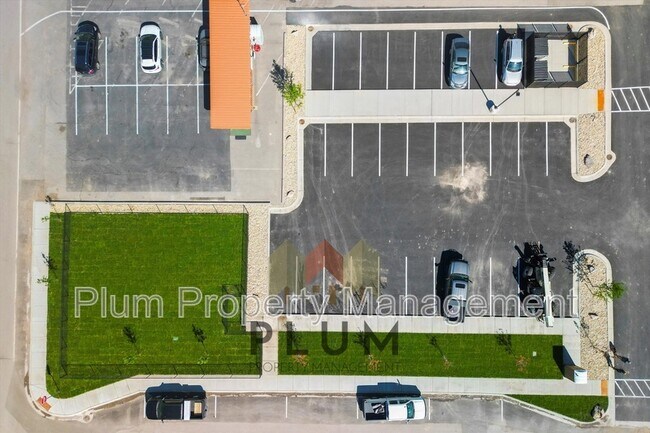 Building Photo - 425 Michigan Ave