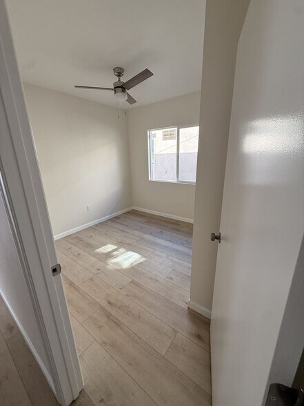Building Photo - 3637 Agnes Ave