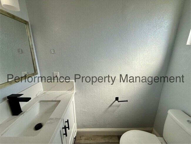 Building Photo - 1108 McDonald Way