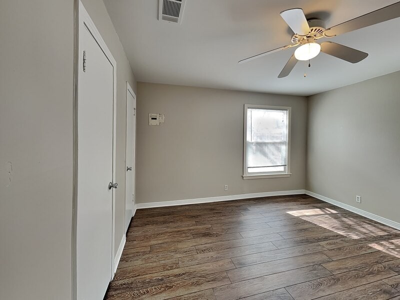 Building Photo - 4919 Birchman Ave