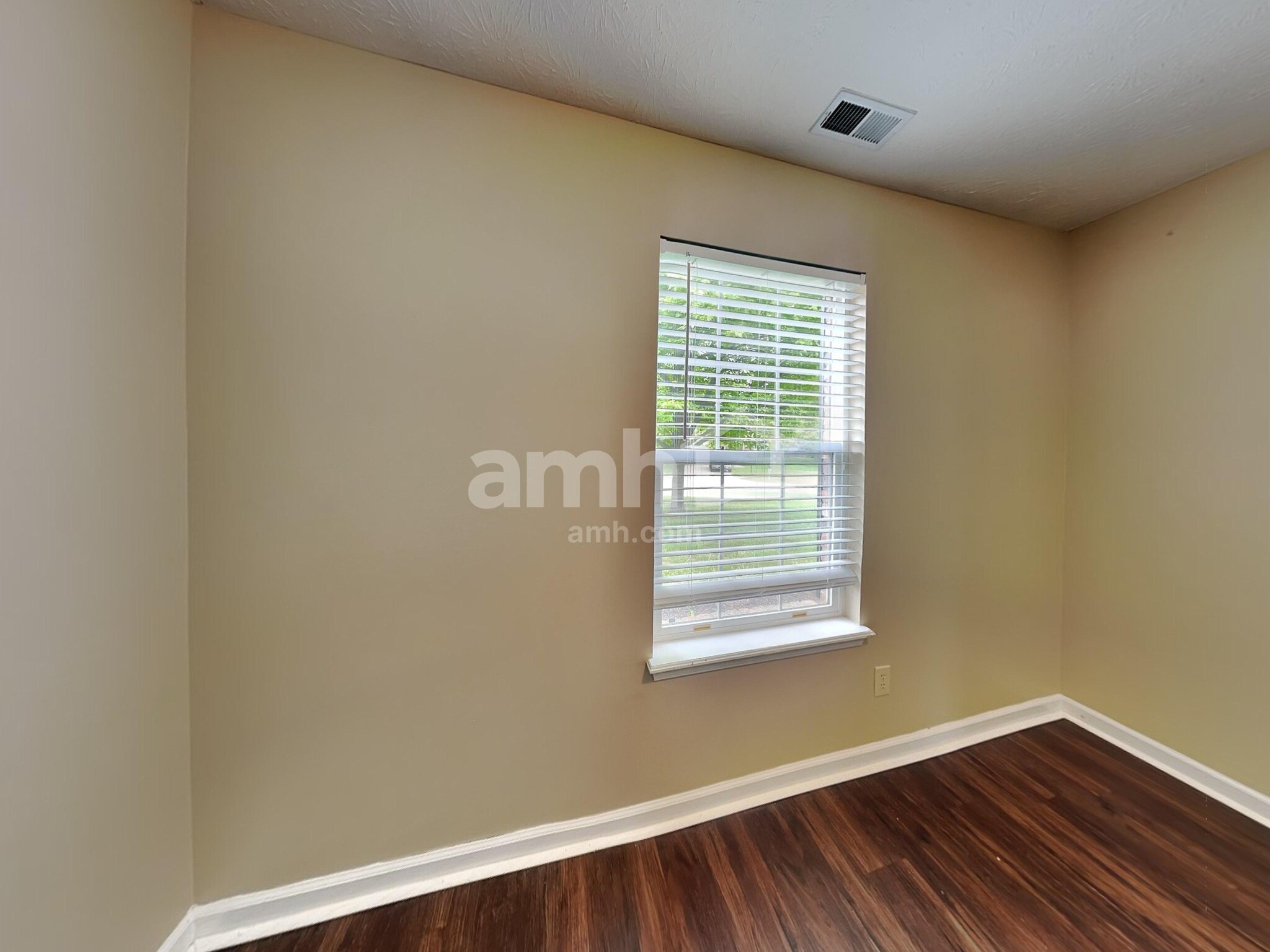 Building Photo - 7705 Corsican Cir