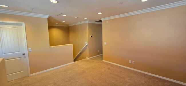 Building Photo - Beautifully maintained 2-bedroom, 2.5-bath with Loft • 1,504 sqft & 2-car garage.